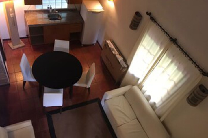Room 24 of 65