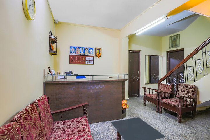 OYO 36088 Sanman Hotels