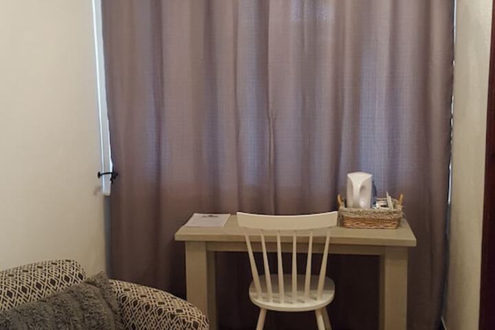 Room 25 of 43