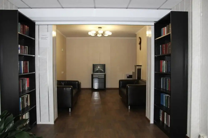 hotel_rooms