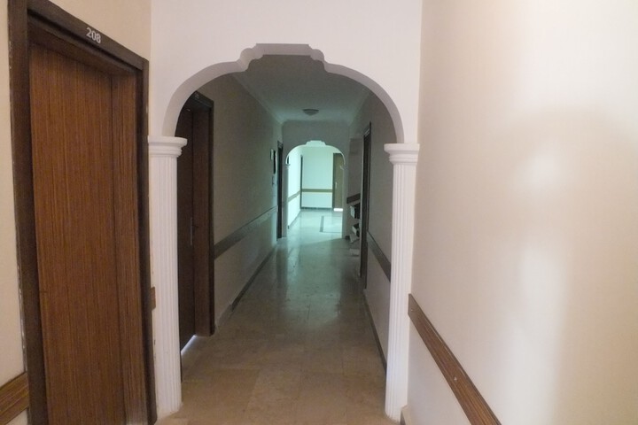 Ballroom/Hall 16 of 18