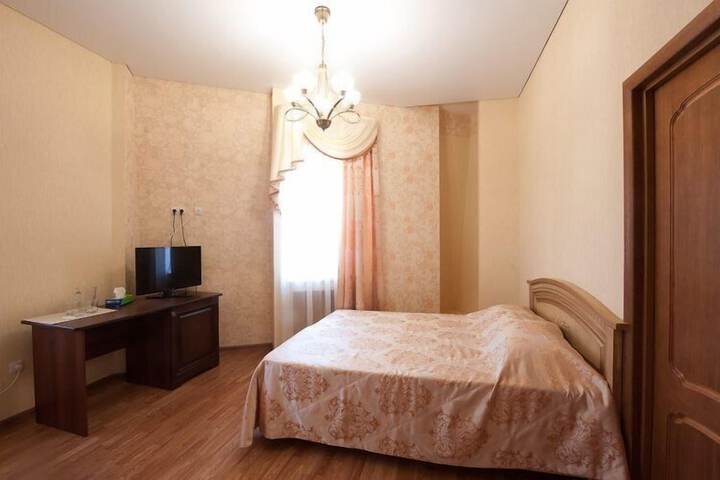 Room 16 of 39