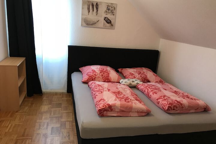 Room 5 of 22