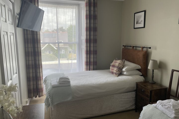Room 11 of 23
