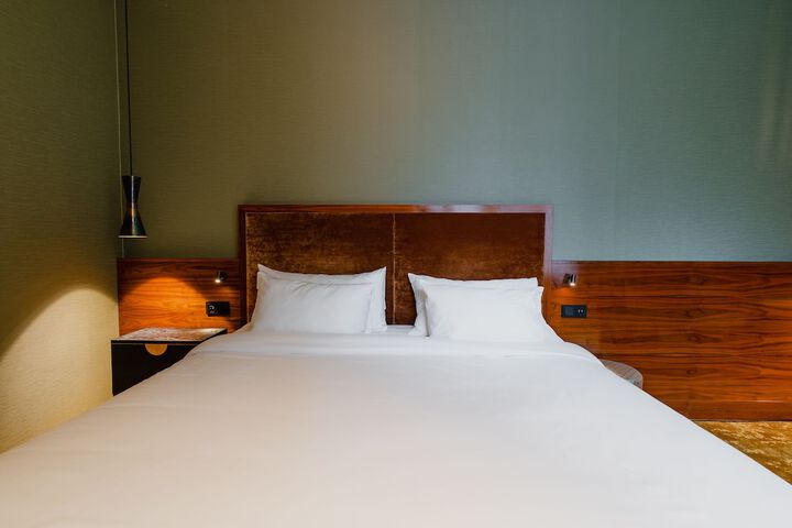 Room 34 of 264