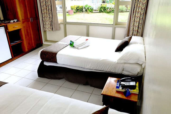 Room 5 of 31
