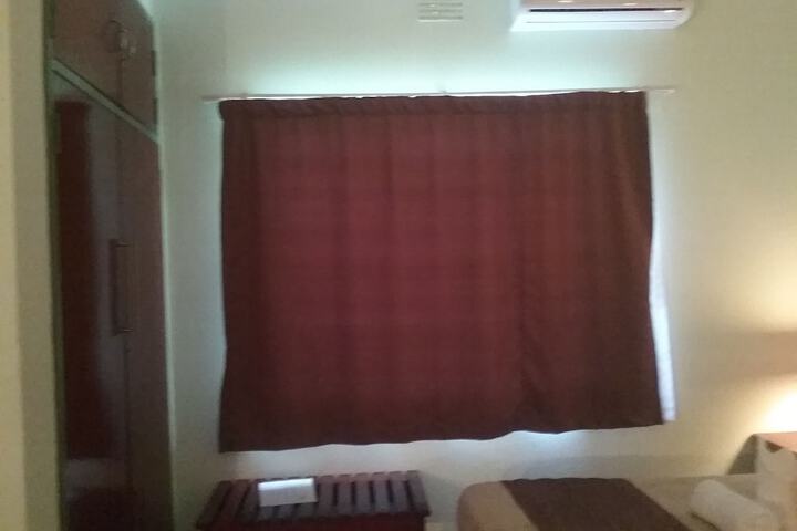 Room 12 of 67
