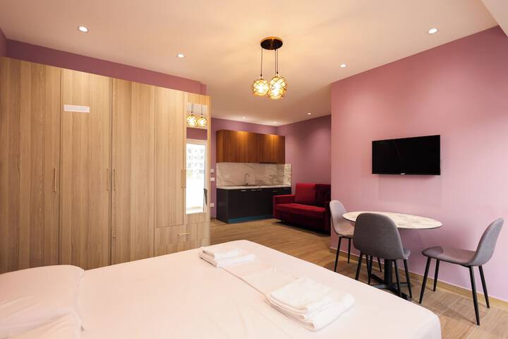 Room 2 of 6