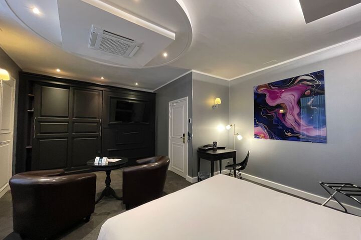 Room 29 of 62