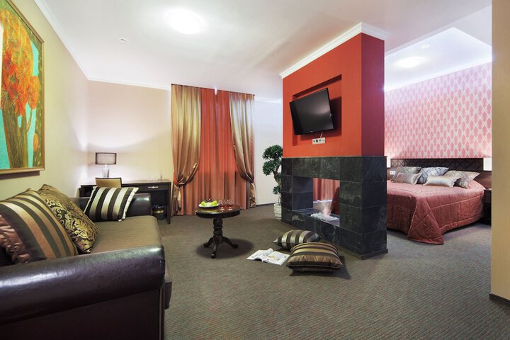 Room 20 of 82