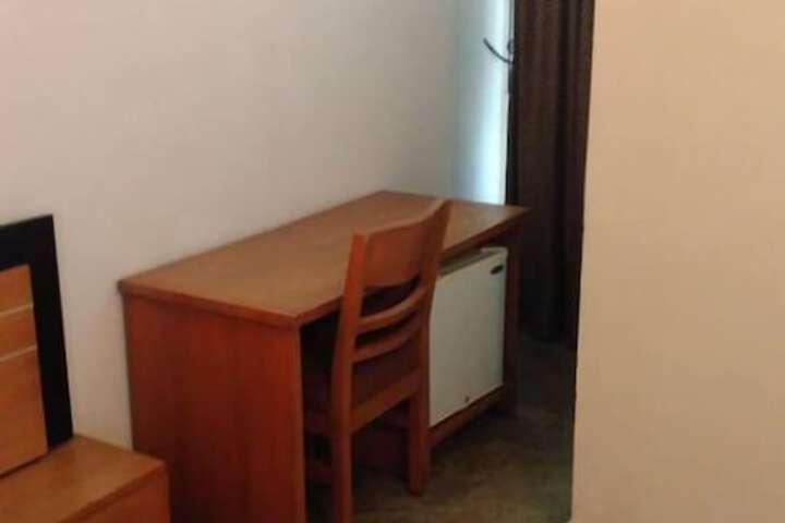 Room 31 of 43