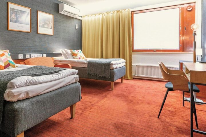 Room 23 of 57