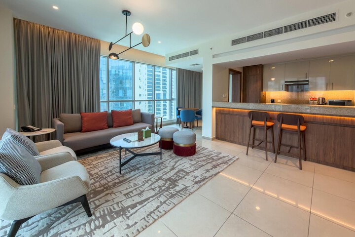 Room 45 of 179
