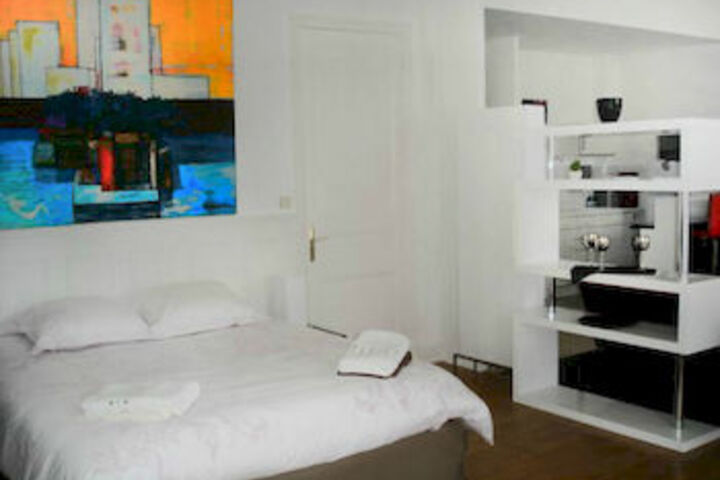 Room 55 of 234