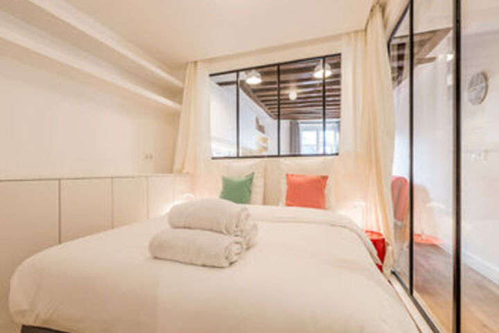 Room 46 of 189