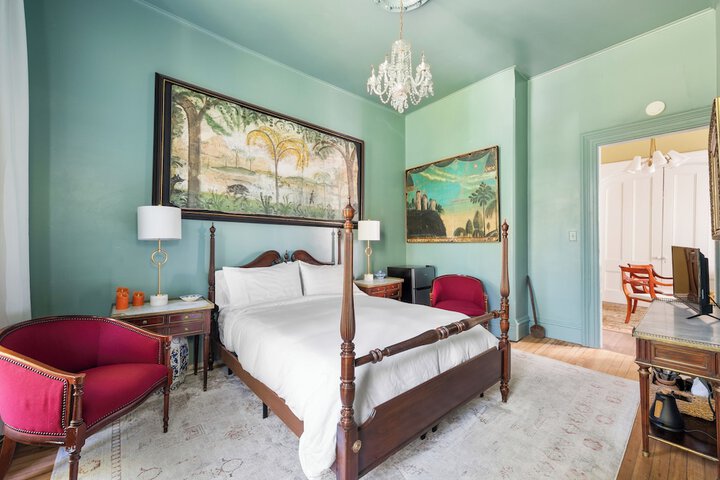 Room 21 of 60