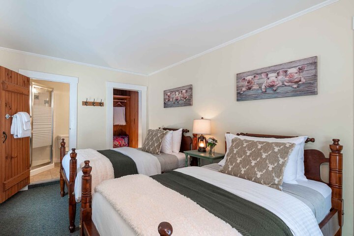 Room 12 of 39