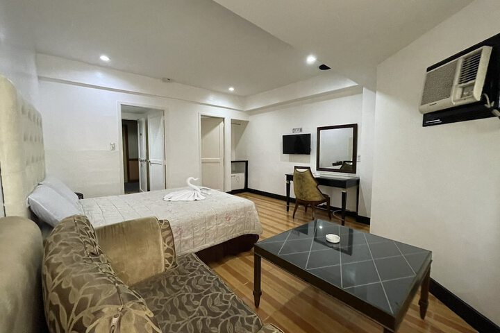 Room 20 of 31
