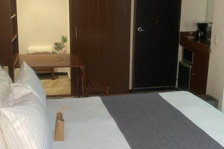 Room 4 of 52