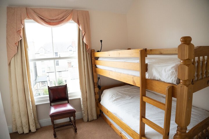 Room 21 of 114