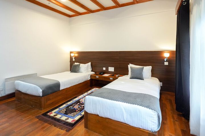Room 5 of 25