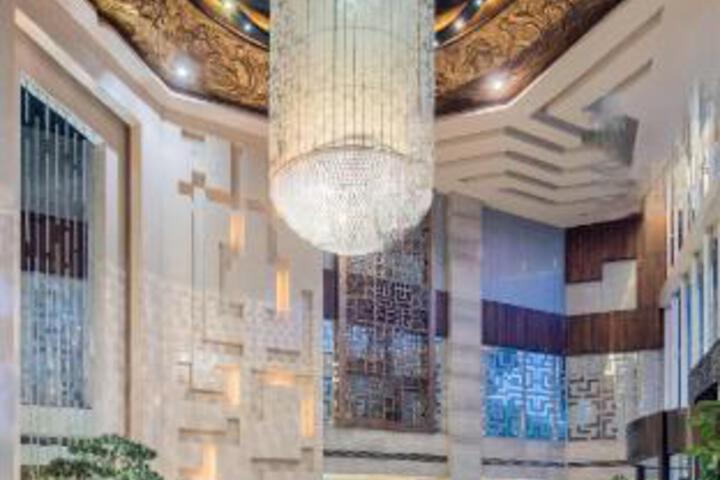 Changsha Yannian Century Hotel