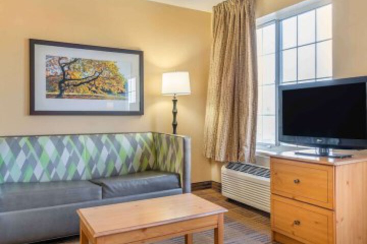 Room 18 of 27
