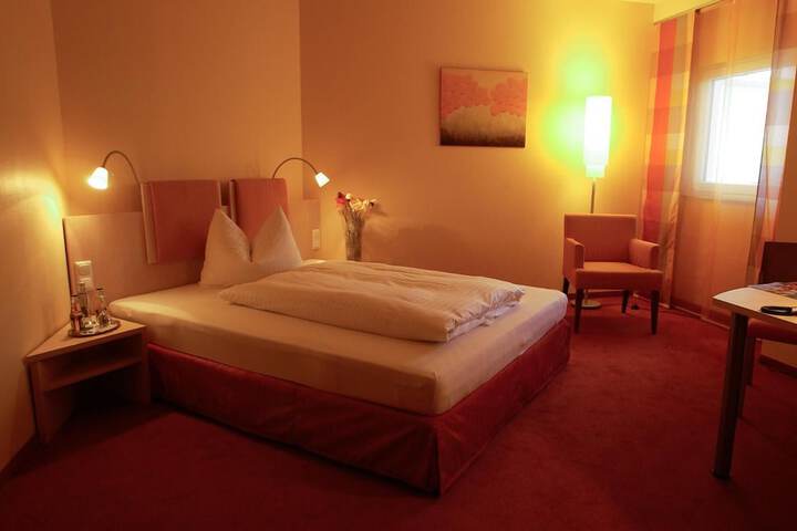 Room 15 of 53