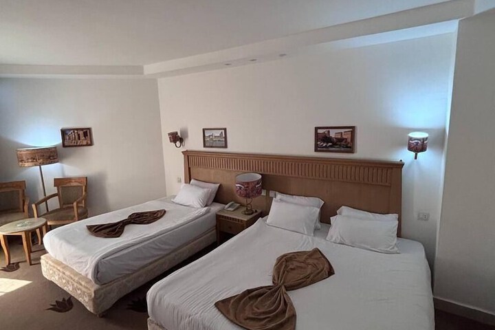 Room 36 of 117