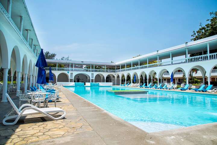 Pool 97 of 182