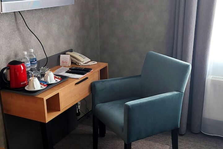 Room 14 of 37