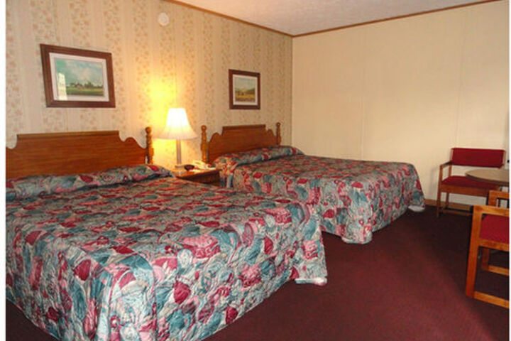 Room 4 of 11