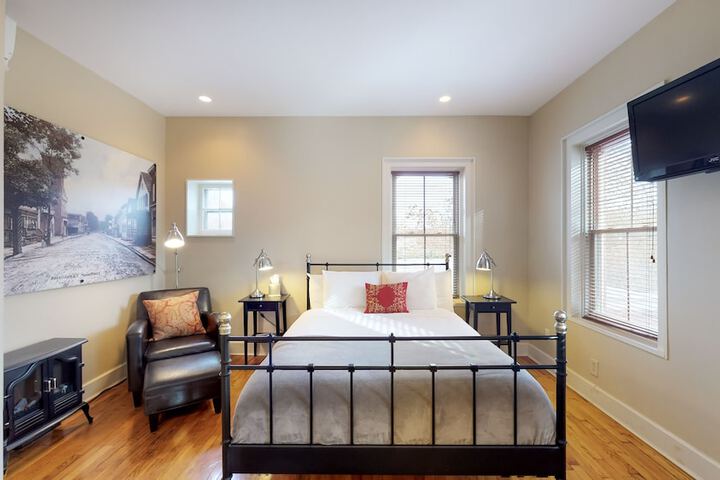 Room 5 of 26