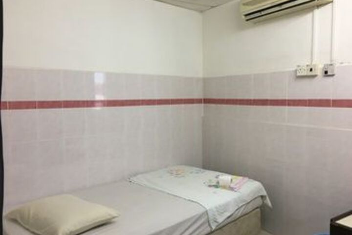 Room 11 of 20