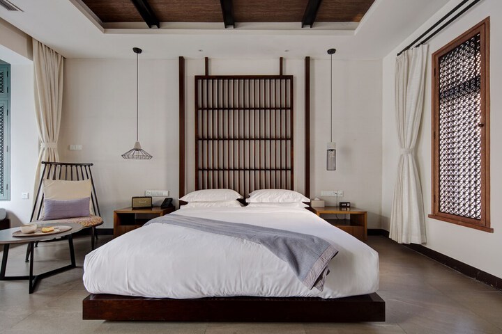 Room 16 of 119