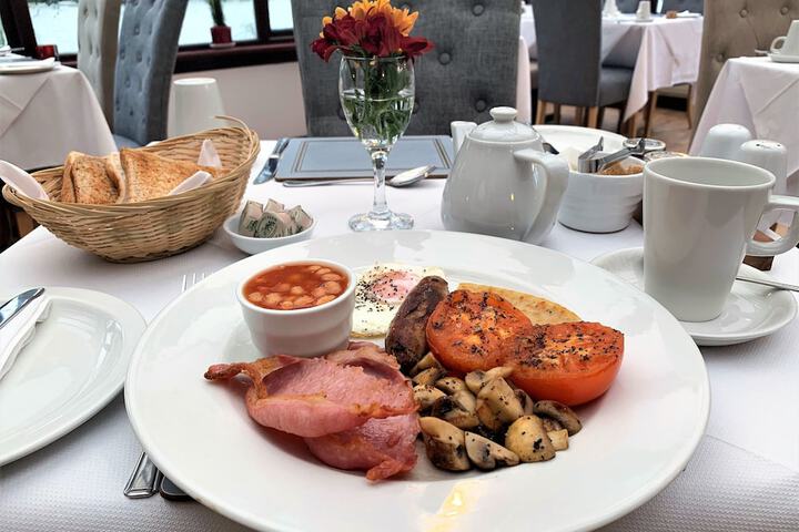 Breakfast meal