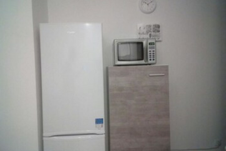 Room 10 of 19