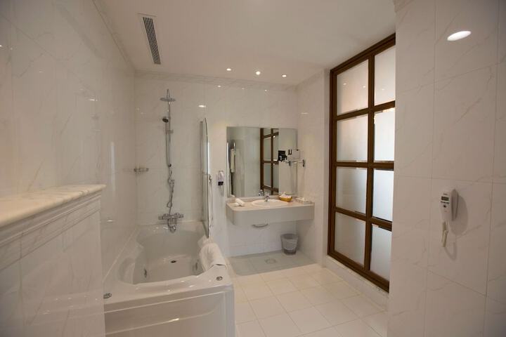Bath Photo
