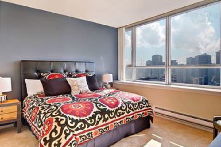 Room 10 of 23