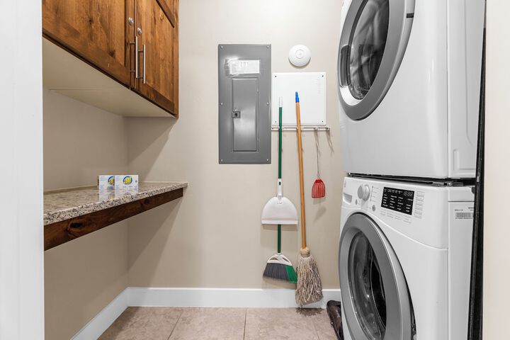 Laundry 121 of 177
