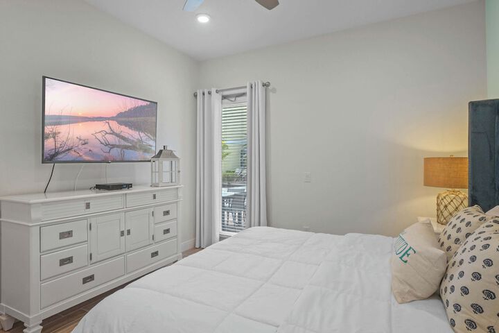Room 3 of 54
