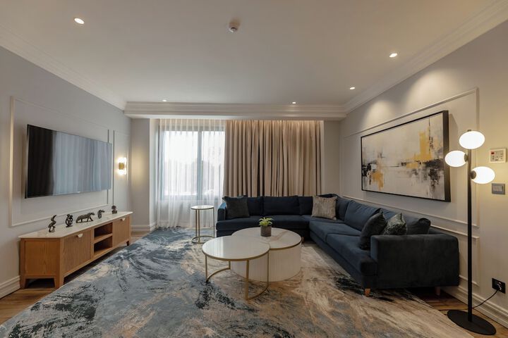 Room 105 of 227