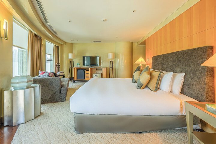 Room 52 of 137