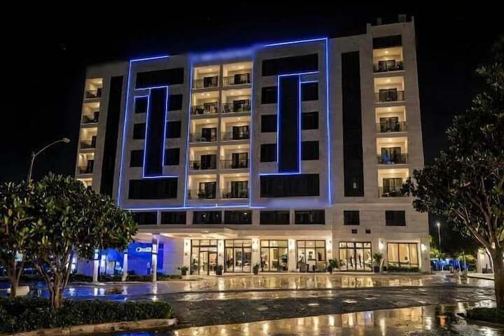 Hotel 13 of 13