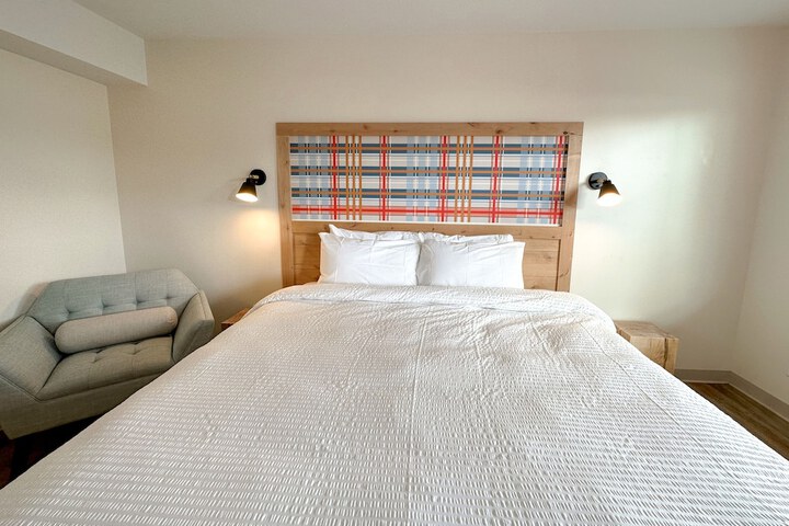 Room 20 of 103
