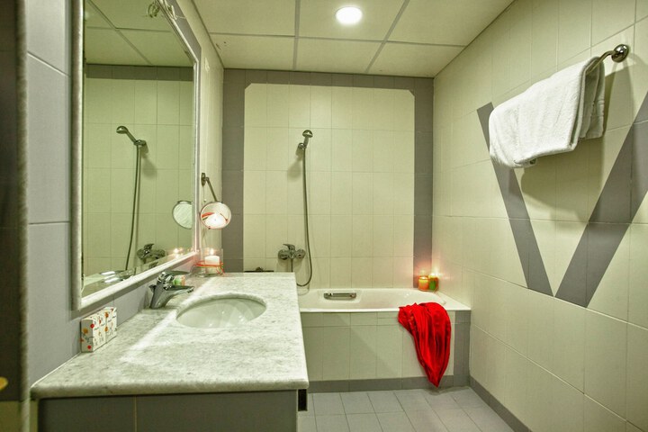Clean Restrooms
