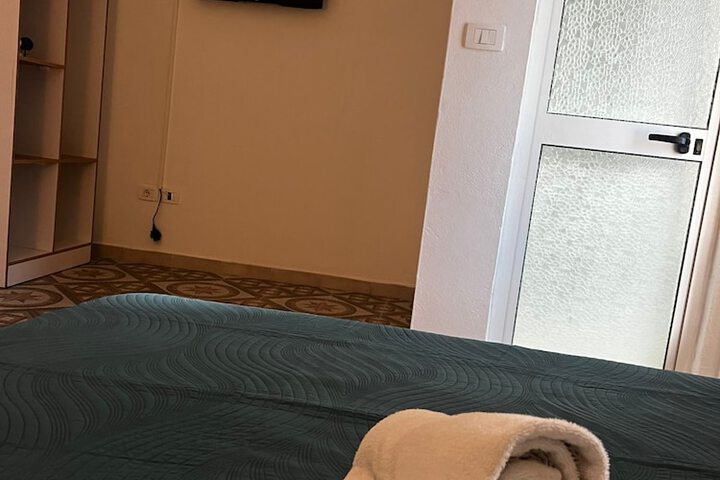 KURTI Hotel