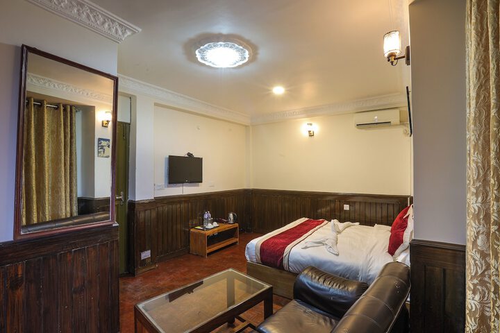 Room 7 of 35