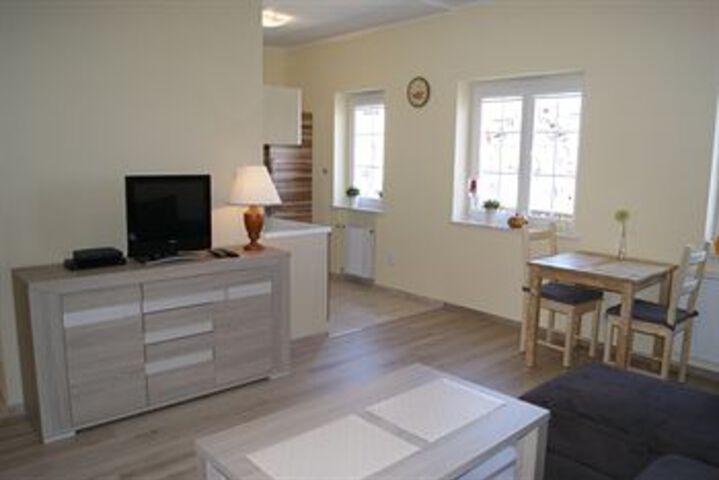 Room 8 of 13