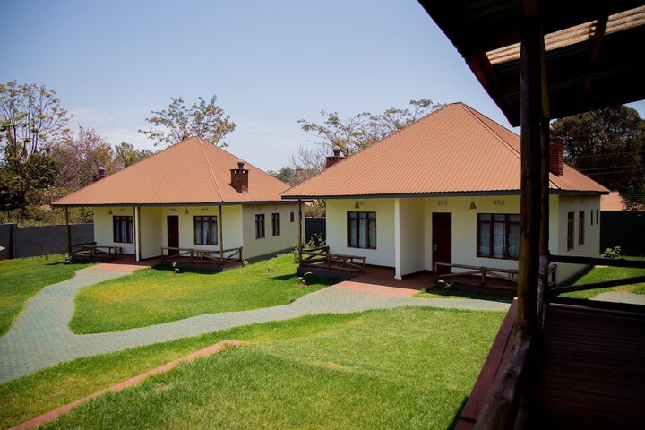 Room 9 of 42